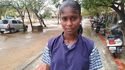 டி.பூவிதா.