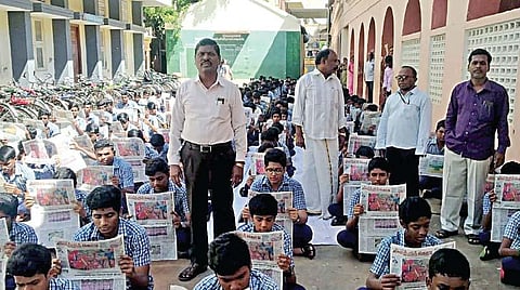 பள்ளி மாணவ, மாணவிகளின் வாசிப்புத் திறனை மேம்படுத்த உதவும் ‘வெற்றிக்கொடி’: நாகப்பட்டினம் மாவட்ட முதன்மை கல்வி அதிகாரி பாராட்டு