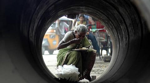 முடிந்த அளவுக்கு உதவி செய்வோம்...