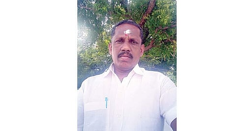 சிவகங்கை அருகே திருப்பாச்சேத்தியில் ரூ.20 லட்சம் செலவில் அரசு பள்ளியை சீரமைக்கும் முன்னாள் மாணவர்கள்