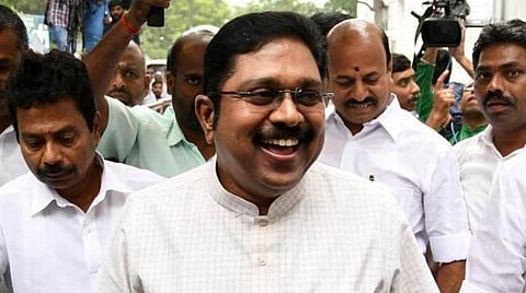 புகழேந்தி ஒரு 24-ம் புலிகேசி: சசிகலாவை சந்தித்த பின் தினகரன் கிண்டல்