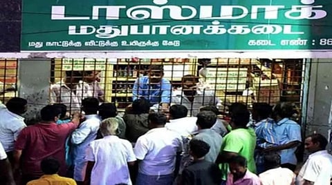 ரூ.425 கோடிக்குத் தீபாவளி மது விற்பனை : கடந்த 4 ஆண்டு சாதனையை முறியடித்த ‘குடிமகன்’கள்