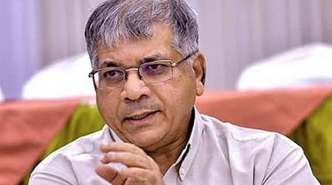 காங்-என்.சி.பி.யினால்தான் எங்கள் கட்சி தோல்வி கண்டது: காங்கிரஸுக்கு பிரகாஷ் அம்பேத்கர் பதிலடி