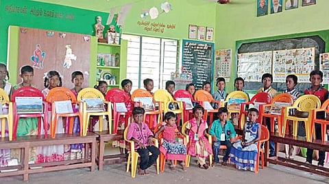 கடலாடி அருகே அரசு பள்ளியில் உலக தொல்லியல் நாள் கொண்டாட்டம்