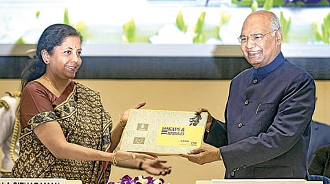 அனாதைக் குழந்தைகள் பயனடையும் வகையில் நிறுவனங்கள் சமூக பங்களிப்பு திட்டத்தை வகுக்க வேண்டும்: குடியரசுத் தலைவர் ராம்நாத் கோவிந்த் வலியுறுத்தல்