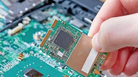 டிஜிட்டல் கில்லாடி ஆகலாம் 3- மைக்ரோபிராஸசர் எனும் சிலிக்கான் செயலகம்