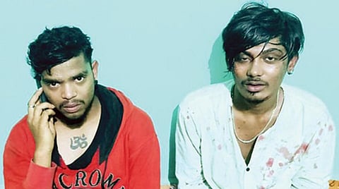 ஆம்பூர் அருகே நகை, பணத்துக்காக மயக்க பொடி தூவி மூதாட்டி கொலை: கொள்ளுப்பேரன் உட்பட இருவர் கைது