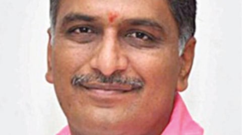 தெலங்கானாவில் விழாவுக்கு தாமதமாக வந்ததால் தனக்கு தானே ரூ.50 லட்சம் அபராதம் விதித்துக் கொண்ட அமைச்சர்