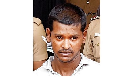 கொள்ளிடம் போலீஸாருக்கான நீதிமன்ற அனுமதி இன்றுடன் முடிகிறது: திருச்சி, மதுரை, கர்நாடகா போலீஸார் சுரேஷை காவலில் எடுக்க முயற்சி