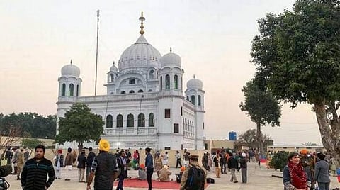 ‘‘கர்தார்பூர் செல்ல முதல் நாளிலேயே கட்டணம் கட்டாயம்’’ - பாகிஸ்தான் திடீர் அறிவிப்பு