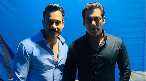 மீண்டும் இந்தியில் நடிக்கும் பரத்: சல்மான் கானுடன் நடிக்க ஒப்பந்தம்