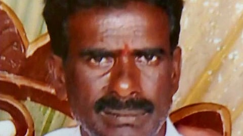 விவசாயி ராதாகிருஷ்ணன்.