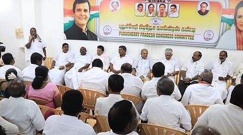 நிகழ்ச்சியில் பங்கேற்றுப் பேசிய புதுச்சேரி முதல்வர் நாராயணசாமி.