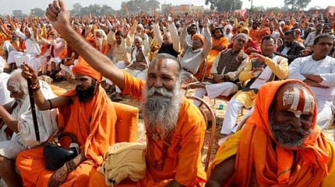 ராமர் கோயில் பணி மேற்கொள்வதில் முக்கியத்துவம் யாருக்கு? - அயோத்தி சாதுக்களுக்கு இடையே மோதல்