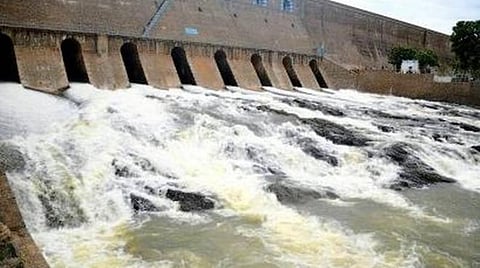 மேட்டூர் அணை அருகில் இருந்தும் காவிரி நீர் கிடைக்காமல் ஏங்கும் கொளத்தூர் ஊராட்சி விவசாயிகள்