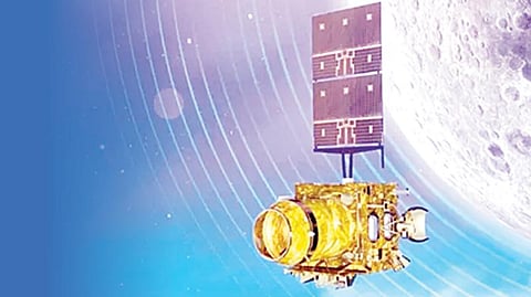 சந்திரயான்-2 அனுப்பும் தகவல்களால் விஞ்ஞானிகள் மகிழ்ச்சி: நிலவு, சூரிய குடும்ப தோற்றம் பற்றிய ஆய்வுகளை தீவிரப்படுத்த திட்டம் 