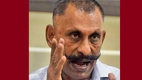 ஆவணங்களை உயர் அதிகாரியிடம் உடனே ஒப்படைக்க வேண்டும்; பொன்.மாணிக்கவேலுக்கு உச்ச நீதிமன்றம் உத்தரவு: டிச.2-ம் தேதிக்கு வழக்கு ஒத்திவைப்பு