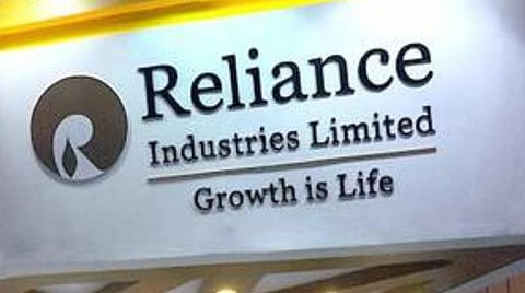 பங்குச்சந்தைகள் புதிய உச்சம்: ரிலையன்ஸ் பங்குகள் இதுவரை இல்லாத உயர்வு