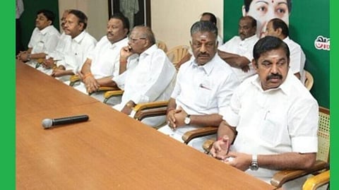 அதிமுக பொதுக்குழுவுக்கு தடை கோரிய வழக்கு: வாபஸ் பெறப்பட்டதால் உயர் நீதிமன்றம் தள்ளுபடி