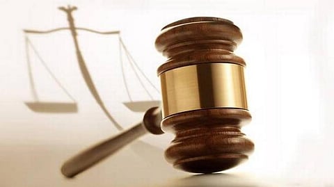 பள்ளியை சூறையாடி எரித்த வழக்கில் 4 பேருக்கு 10 ஆண்டுகள் சிறை தண்டனை: தூத்துக்குடி நீதிமன்றம் தீர்ப்பு