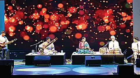 வாழ்வு இனிது: இசையின் பன்முகம்!