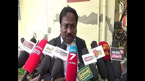 மதுரை மத்திய சிறையில் பேராசிரியை நிர்மலாதேவி மீது தாக்குதல்: வழக்கறிஞர் குற்றச்சாட்டு