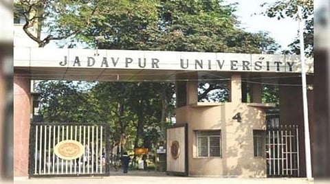 மொழிபெயர்ப்பு: ஜாதவ்பூர் பல்கலைக்கழகத்தில் பாலின பாகுபாடற்ற கழிப்பிடம்