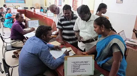 விருதுநகரில் ஊரக உள்ளாட்சித் தேர்தல் வேட்புமனு தாக்கல் தொடங்கியது