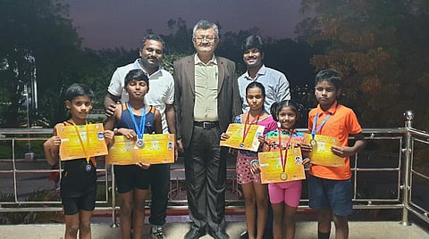 திருச்சி மாவட்ட அளவிலான ஜிம்னாஸ்டிக் போட்டியில் வெற்றி பெற்ற மாணவர்களுக்கு பாராட்டு