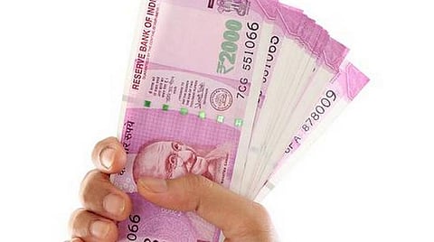 திருப்பூர் ஏடிஎம் மையங்களில் இருந்து மீண்டும் வங்கிக்கு கொண்டு செல்லப்படும் ரூ.2000 நோட்டுகள் வங்கியில் ஒரே நாளில் ரூ.80 லட்சம் சேர்ப்பு