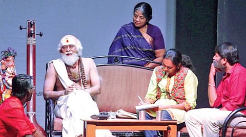 ‘சங்கீத குலபதி டாக்டர் வி.தட்சிணாமூர்த்தி சுவாமி’ நாடகத்தில் ஒரு காட்சி.