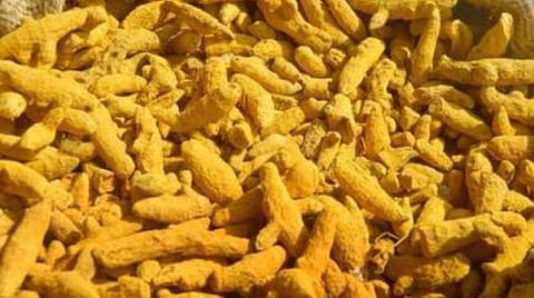 குறிப்புகள் பலவிதம்: தொண்டைக்கு இதம் தரும் மஞ்சள்