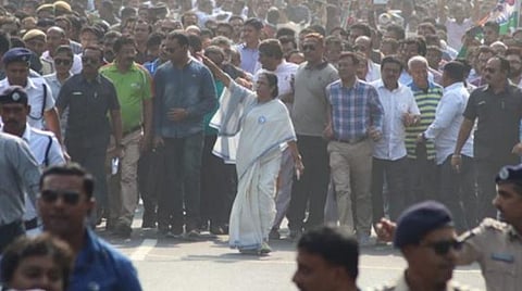 கொல்கத்தாவில் நடந்த பேரணியில் பங்கேற்ற முதல்வர் மம்தா பானர்ஜி : படம் ஏஎன்ஐ