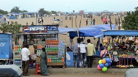 மெரினா கடற்கரையை அழகுபடுத்தும் திட்டம்; ரூ.27 கோடி செலவில் 900 புதிய வண்டிக்கடைகள்: உயர் நீதிமன்றத்தில் சென்னை மாநகராட்சி தகவல்