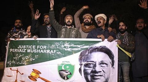 முஷாரப்புக்கு தூக்கு தண்டனை தீர்ப்பு: பாக்.முன்னாள் ராணுவ அதிகாரிகள் ஏமாற்றம்