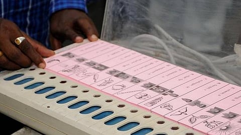 ஊரக உள்ளாட்சித் தேர்தல்: தூத்துக்குடி மாவட்டத்தில் 2,400 பதவிகளுக்கு 7,137 பேர் போட்டி; அதிகாரபூர்வ இறுதி வேட்பாளர் பட்டியல் வெளியீடு