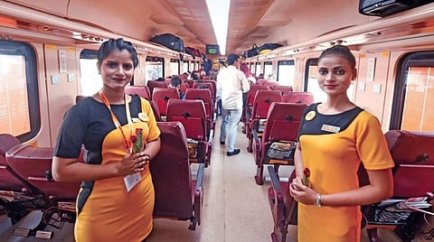 ரூ.22,500 கோடி முதலீடு பயணிகள் ரயில் சேவையில் தனியார் நிறுவனங்களை ஈடுபடுத்த திட்டம்: நிதி ஆயோக் பரிந்துரை