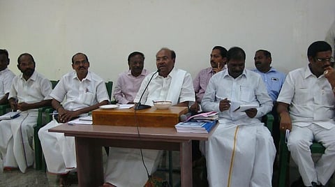 திண்டிவனத்தில் பாமக நிர்வாகிகள் கூட்டம்: ராமதாஸ் பங்கேற்பு