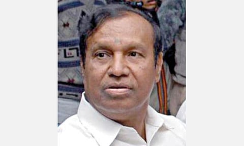 திமுகவுக்கு வெற்றி வாய்ப்புள்ள இடங்களில் ஊராட்சி ஒன்றியத் தலைவர் தேர்தல் நிறுத்தம்- மாநில தேர்தல் ஆணையரிடம் டி.ஆர்.பாலு புகார்