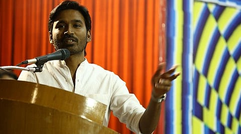 பாலு மகேந்திராவின் பதில், சகோதரர் வெற்றிமாறன், அம்மாவின் பேச்சு: 'அசுரன்' வெற்றி விழாவில் தனுஷ் நெகிழ்ச்சி