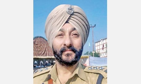 தீவிரவாதிகளை அழைத்துச் செல்ல ரூ.12 லட்சம் லஞ்சம் வாங்கினேன்: போலீஸ் டிஎஸ்பி தாவிந்தர் சிங் வாக்குமூலம்