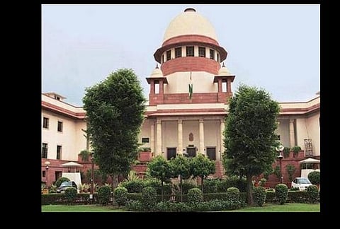 அரசு வாகனங்கள், அரசுப் பேருந்துகள் அனைத்தையும் மின்னணு வாகனமாக மாற்றக் கோரி மனு: மத்திய அரசுக்கு உச்ச நீதிமன்றம் நோட்டீஸ்