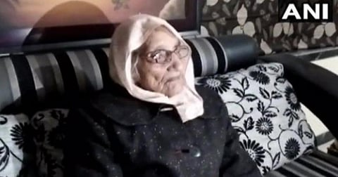 ராஜஸ்தானில் நடைபெற்ற கிராமப் பஞ்சாயத்துத் தேர்தலில் ஊராட்சித் தலைவராகத் தேர்ந்தெடுக்கப்பட்ட 97 வயது மூதாட்டி வித்யா தேவி.