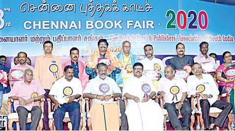 புத்தக வாசிப்பை அடுத்த தலைமுறைக்கு கொண்டு செல்ல வேண்டும்: துணை முதல்வர் ஓ.பன்னீர்செல்வம் வேண்டுகோள்