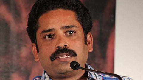 கூட்டணியை உறுதி செய்த நாயகன்: இயக்குநரின் ட்வீட்டால் எழும் கேள்வி