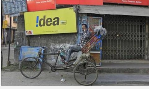 வருவாய் பகிர்வுத் தொகையை செலுத்தியது ரிலையன்ஸ்; ஜியோ ஏர்டெல், வோடஃபோன் ஐடியா நிறுவனங்களுக்கு கால அவகாசம் நீட்டிப்பு