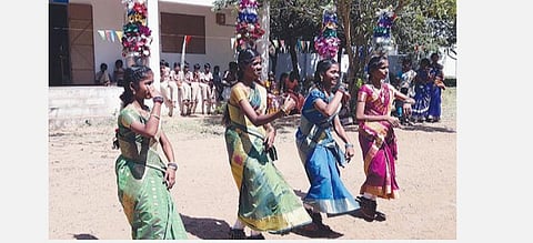 தமிழ் மரபு விளையாட்டுகளை மீட்டெடுக்கும் அரசுப் பள்ளி