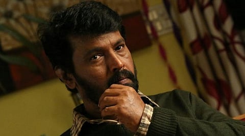 விமர்சனங்கள் நியாயமானவை அல்ல: 'ராஜாவுக்கு செக்' இயக்குநர் காட்டம்