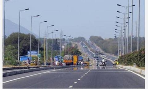 கழிவு பிளாஸ்டிக் மூலம் தார் சாலை: ரிலையன்ஸ் திட்டம்