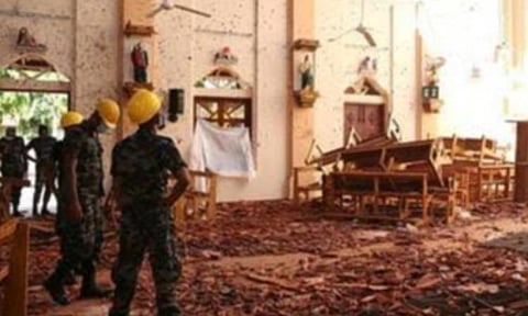 இலங்கை தேவாலயத்தில் நடந்த தொடர் குண்டுவெடிப்பு வழக்கில் 61 பேரின் காவல் நீட்டிப்பு